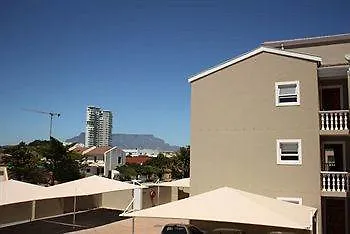 Ocean Shores Bloubergstrand