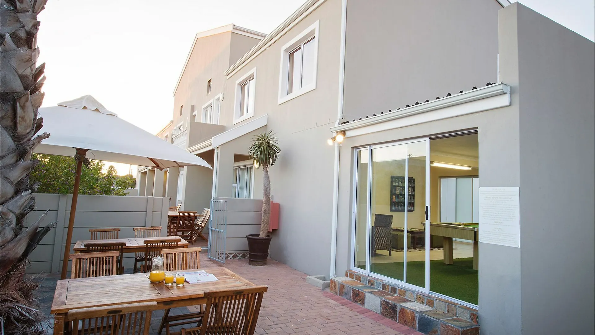 Ocean Shores Bloubergstrand Appartement